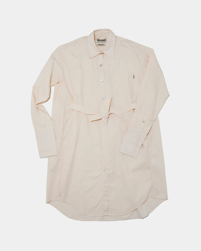 The Oversized Shirt Dress: Comfortable, Chic, and Versatile