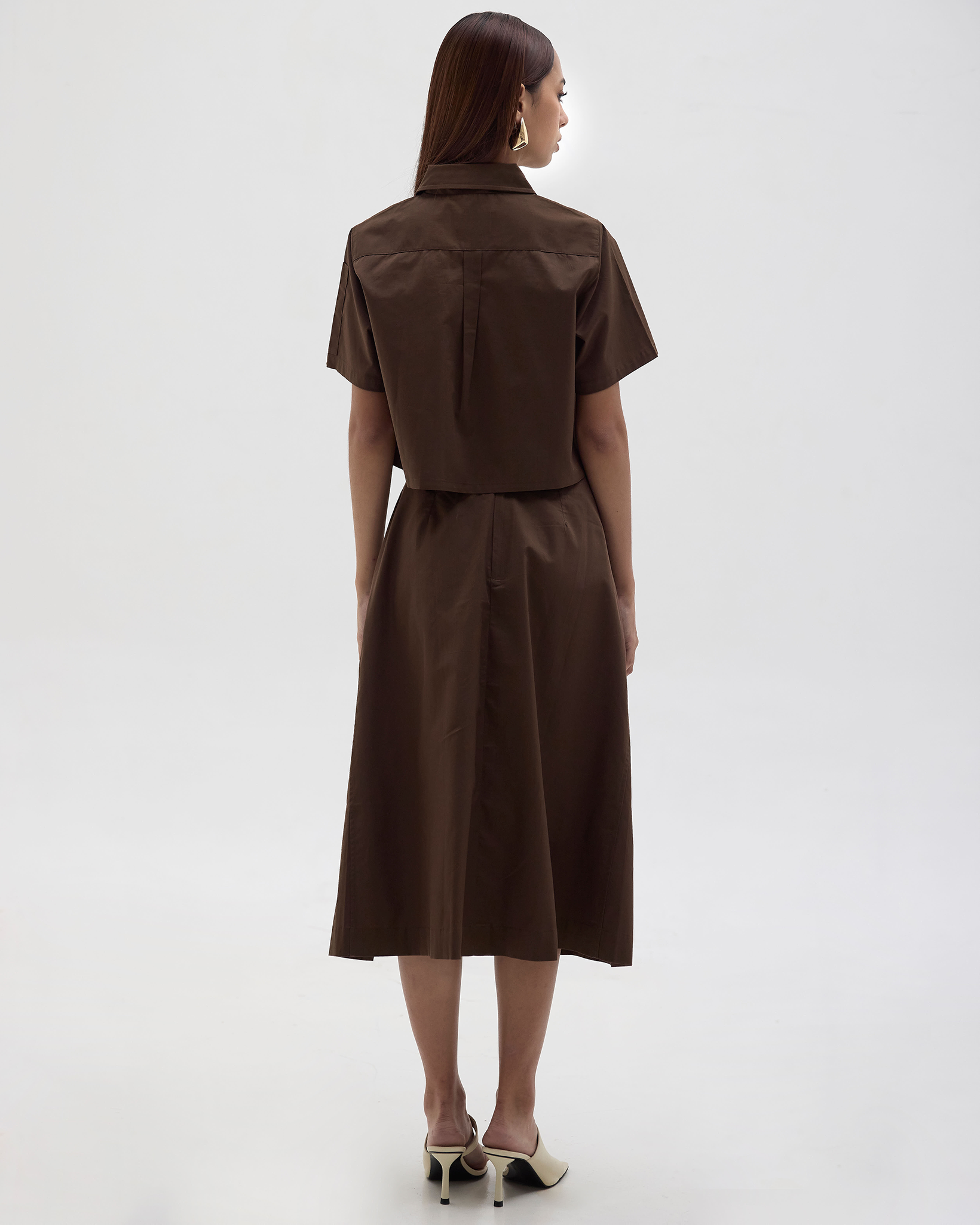 Alex Boxy Cropped Organic Cotton Shirt Chocolate